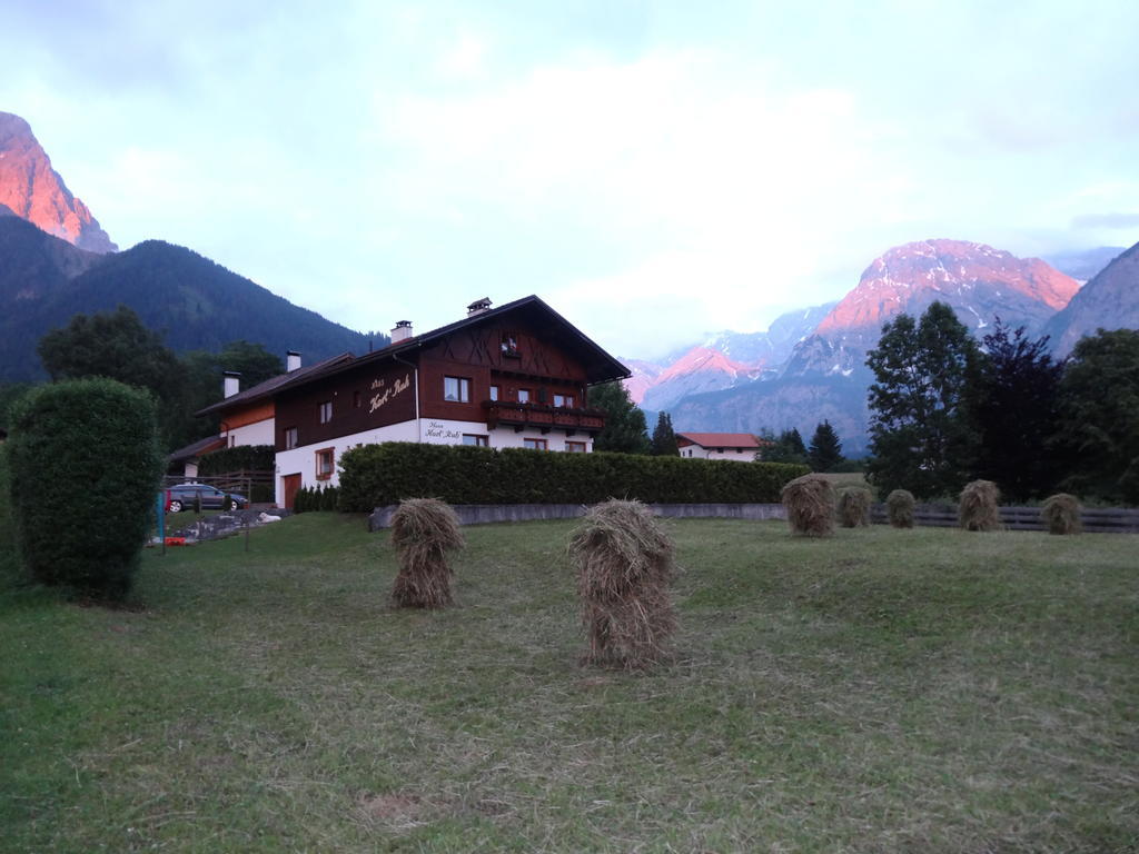 Haus Karl'S Ruh Bed & Breakfast Ehrwald Luaran gambar