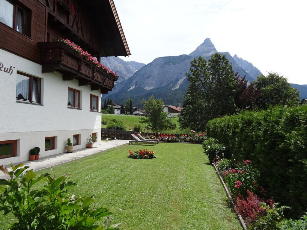 Haus Karl'S Ruh Bed & Breakfast Ehrwald Luaran gambar