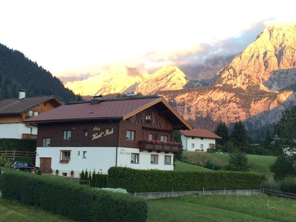 Haus Karl'S Ruh Bed & Breakfast Ehrwald Luaran gambar