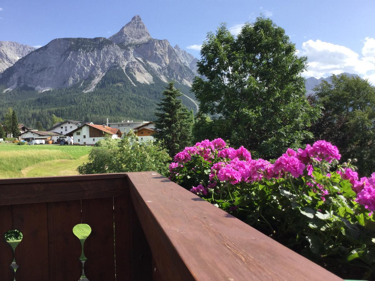 Haus Karl'S Ruh Bed & Breakfast Ehrwald Luaran gambar