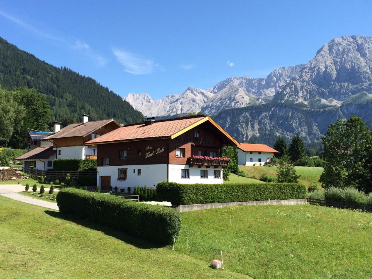 Haus Karl'S Ruh Bed & Breakfast Ehrwald Luaran gambar